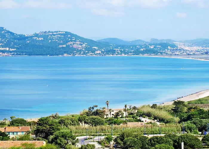 Willa Penelope By Interhome Hyères