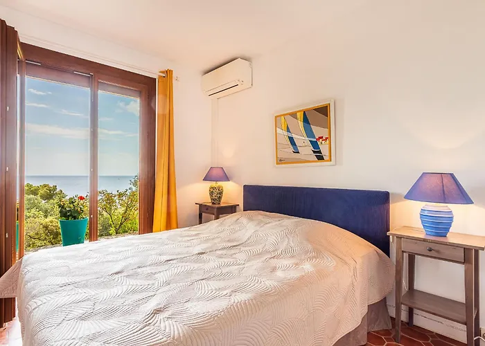 Penelope By Interhome Willa Hyères